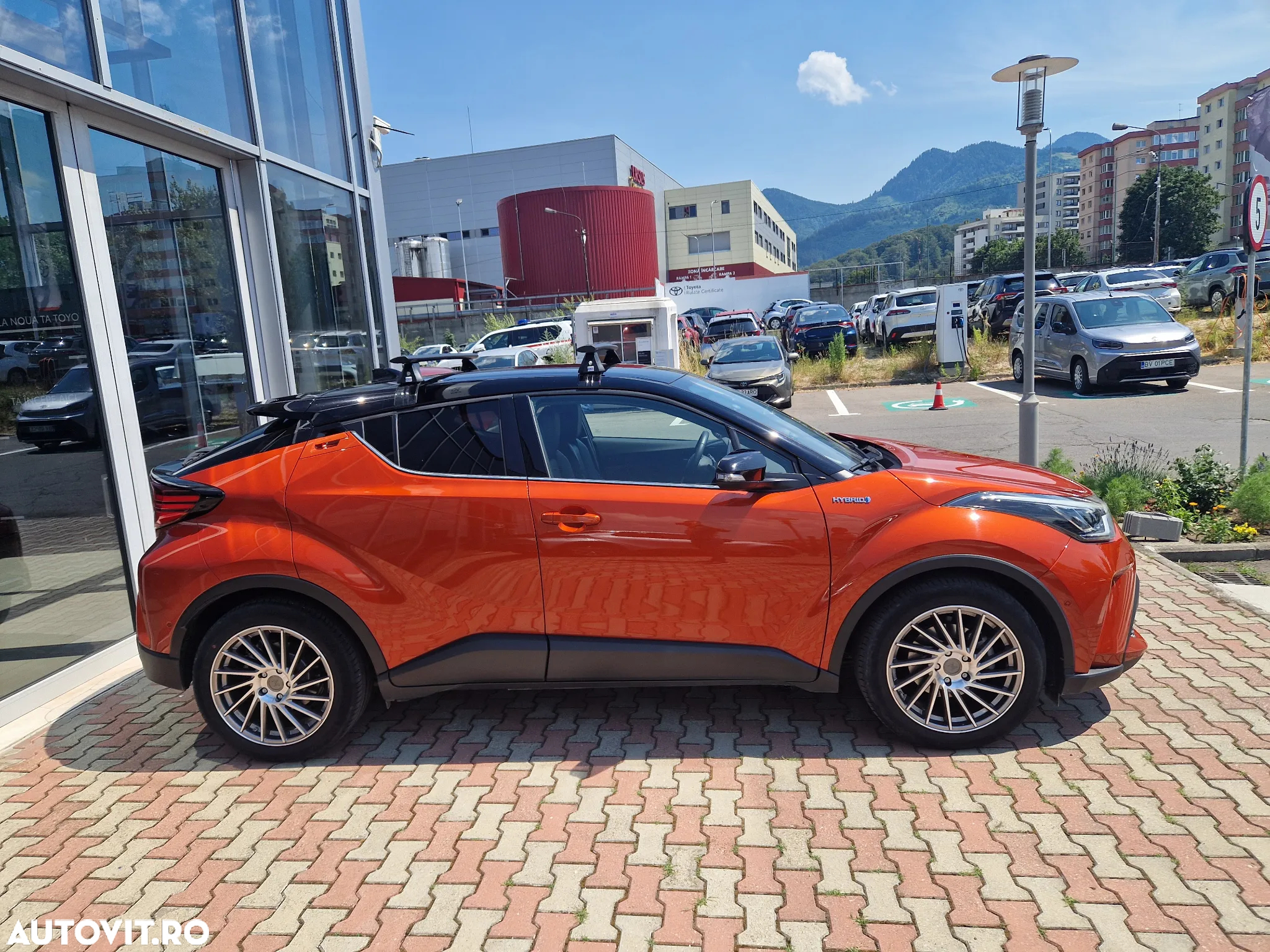 Toyota C-HR 2.0 HSD 184 CP 4x2 CVT Classy Bi-Tone - 4