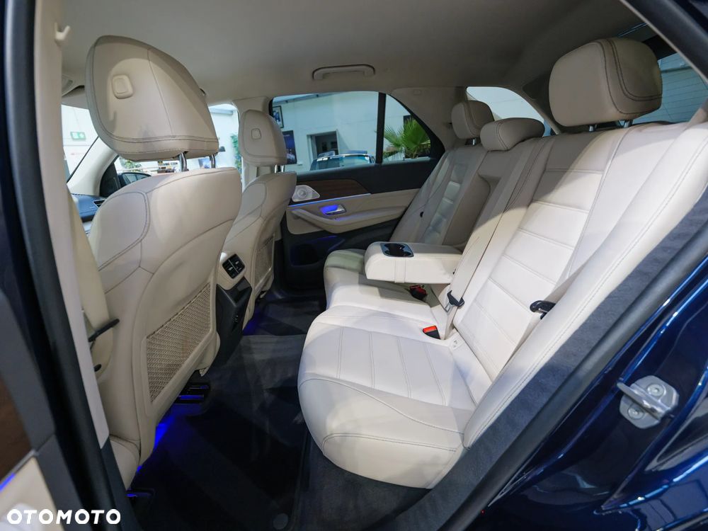 Mercedes-Benz GLE 300 d 4Matic 9G-TRONIC AMG Line - 18