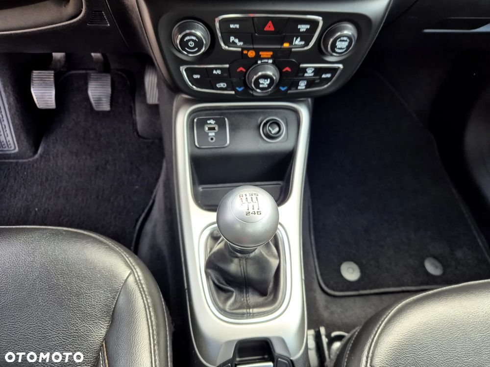 Jeep Compass 1.4 MultiAir Business Line - 28
