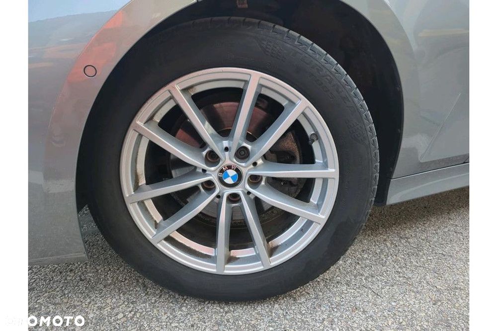 BMW Seria 3 - 2