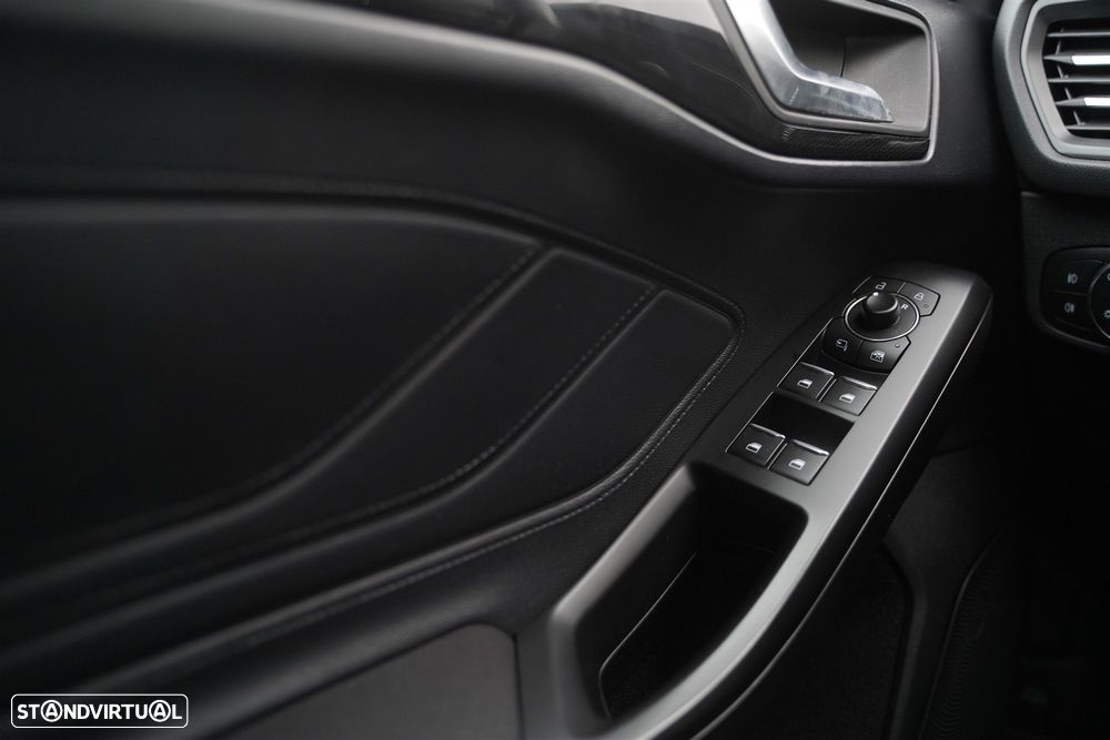 Ford Focus SW 1.0 EcoBoost ST-Line - 15