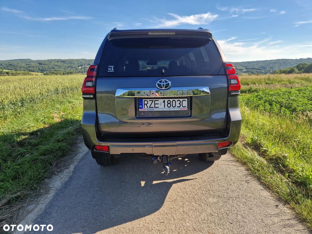 Toyota Land Cruiser LC 2.8 D-4D Prestige - 5