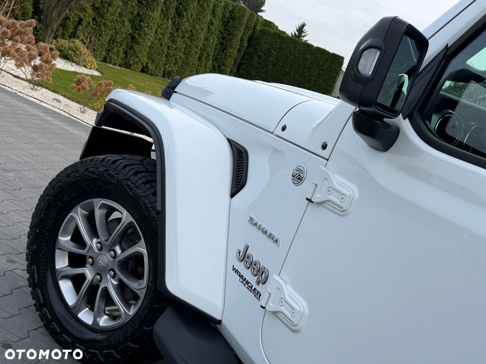 Jeep Wrangler Unlimited GME 2.0 Turbo Sahara - 26