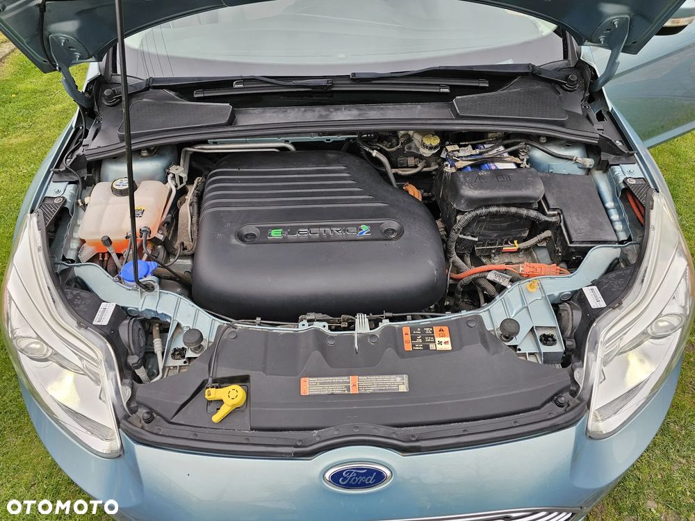 Ford Focus Standard - 9