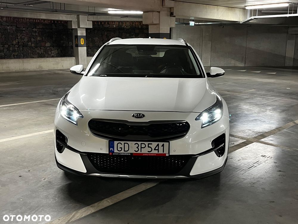Kia XCeed - 11