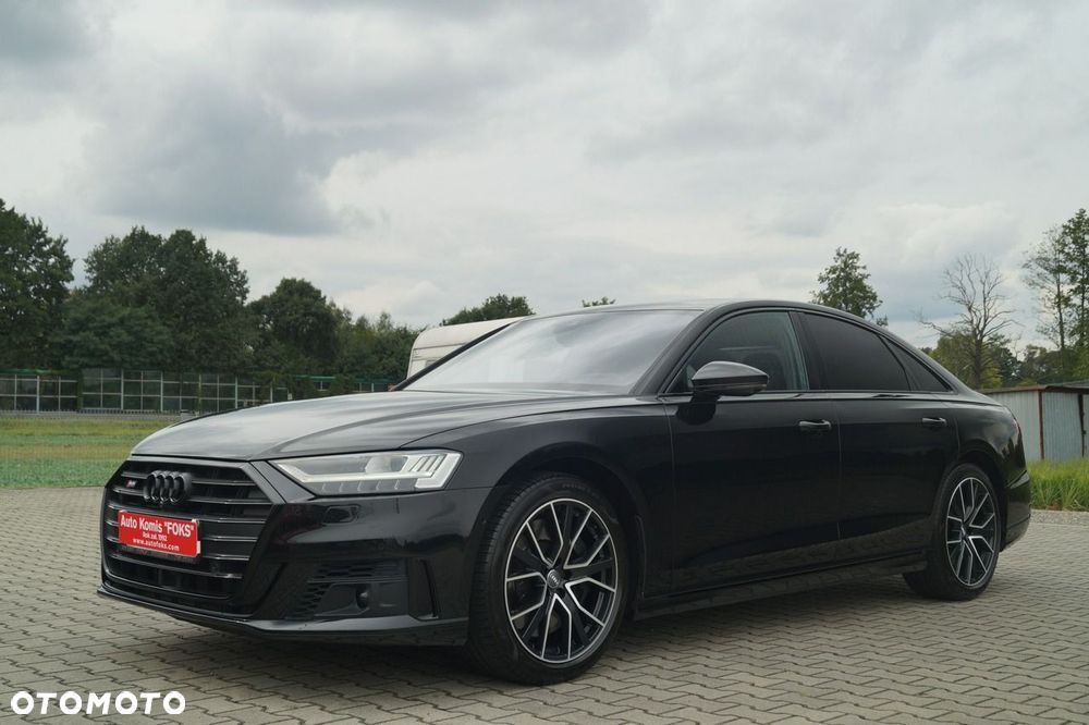 Audi S8 - 3