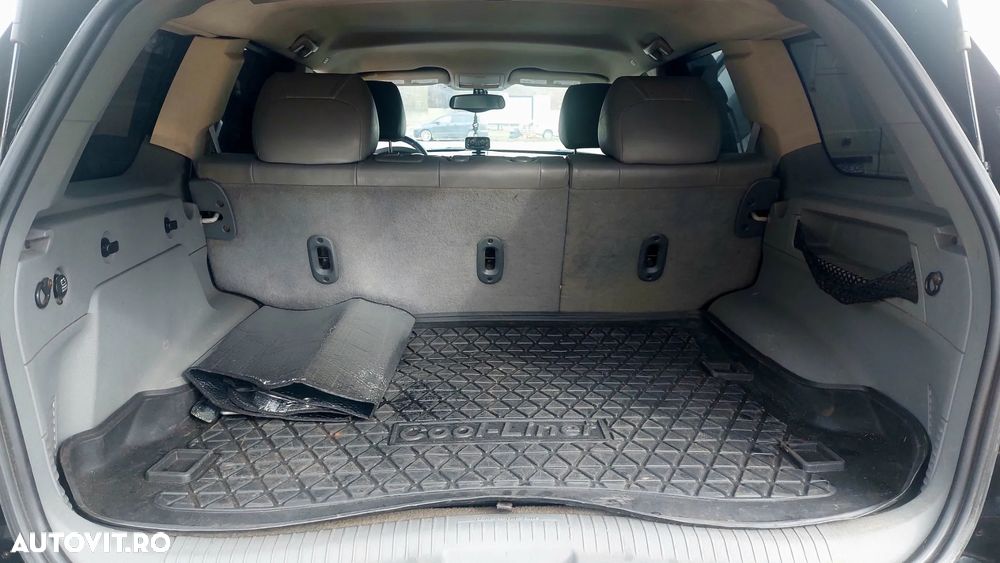 Jeep Grand Cherokee - 10