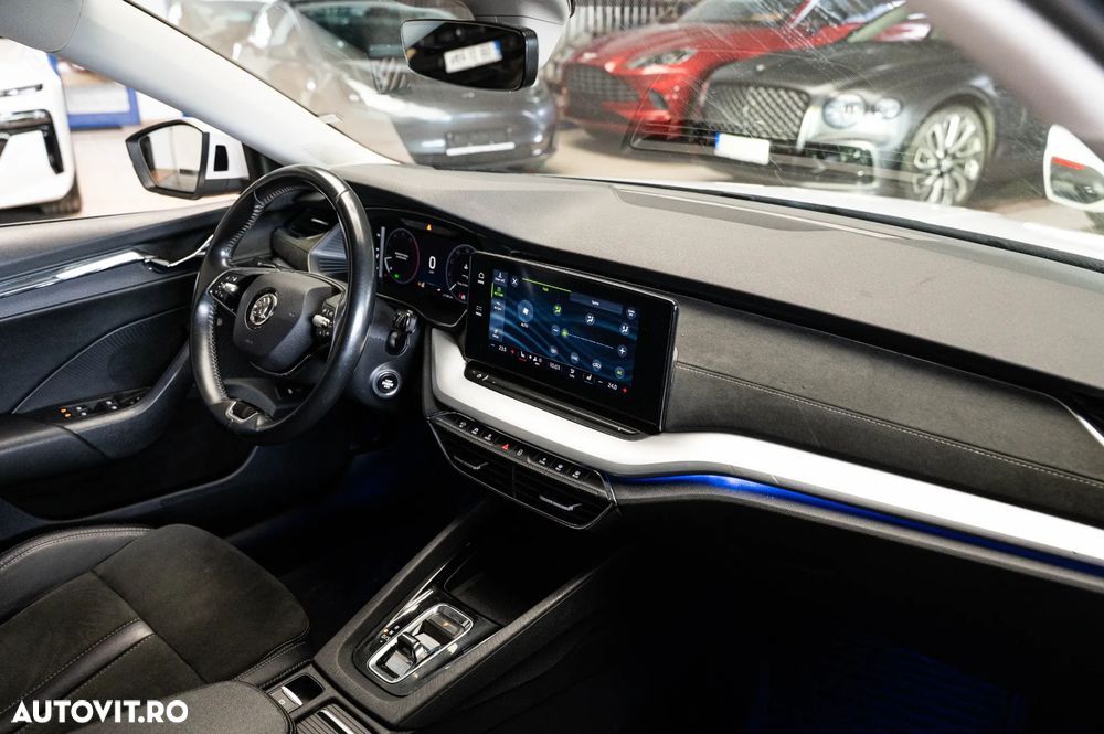 Skoda Octavia 2.0 TDI DSG Exclusive - 28