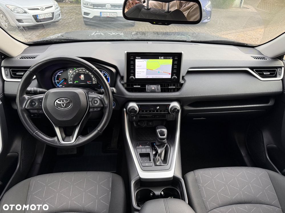 Toyota RAV4 Hybrid Premium 4x2 - 14