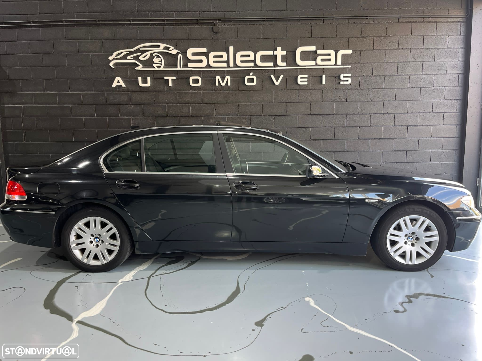 BMW 745 Li - 10