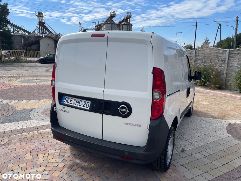Opel Combo - 8