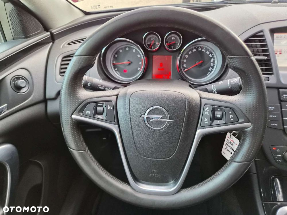 Opel Insignia - 26