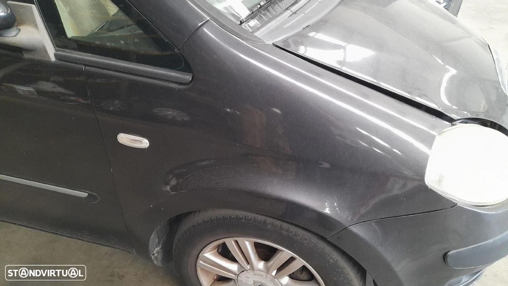 Guarda-lamas direito LANCIA Musa (350_) - 1