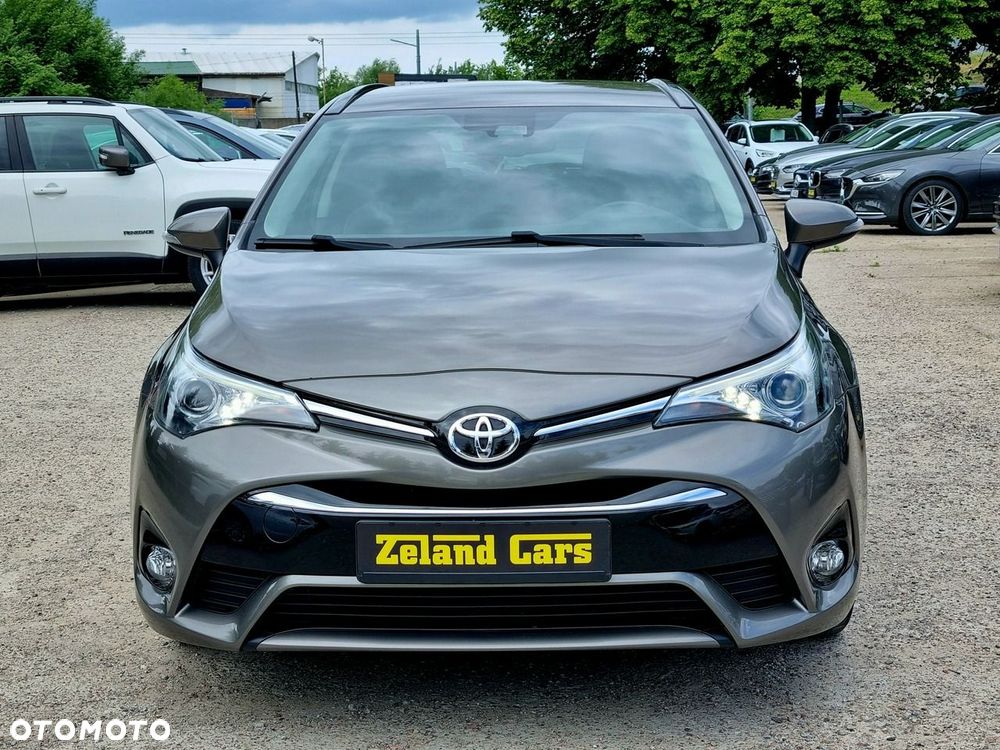 Toyota Avensis 1.8 Premium MS - 2