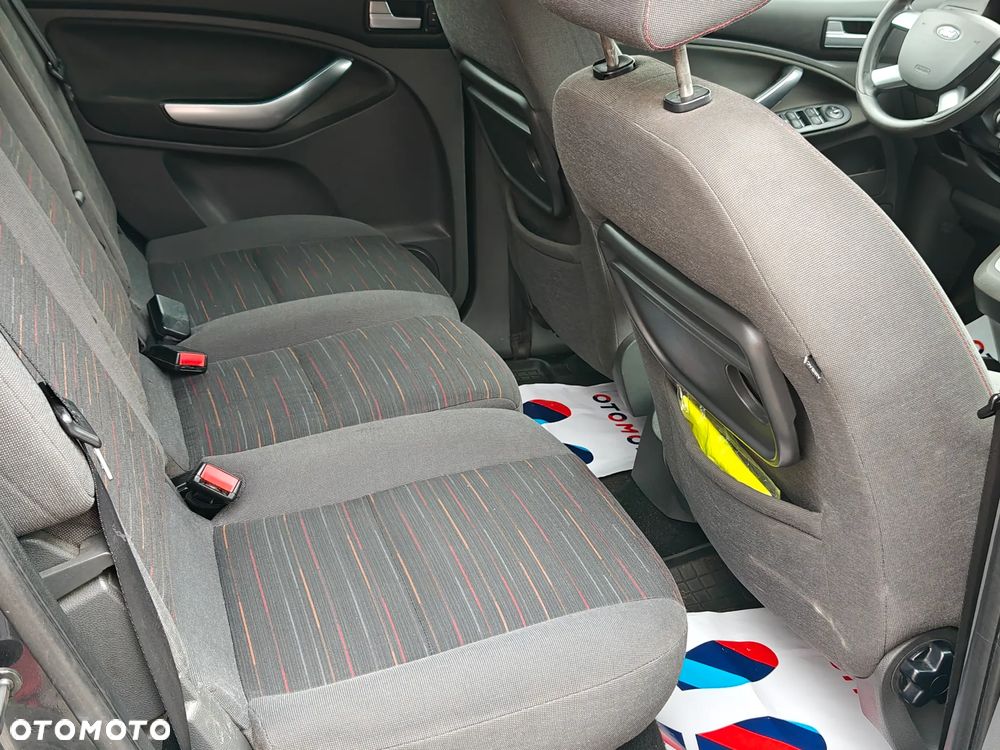 Ford C-MAX 2.0 TDCi DPF Titanium - 8