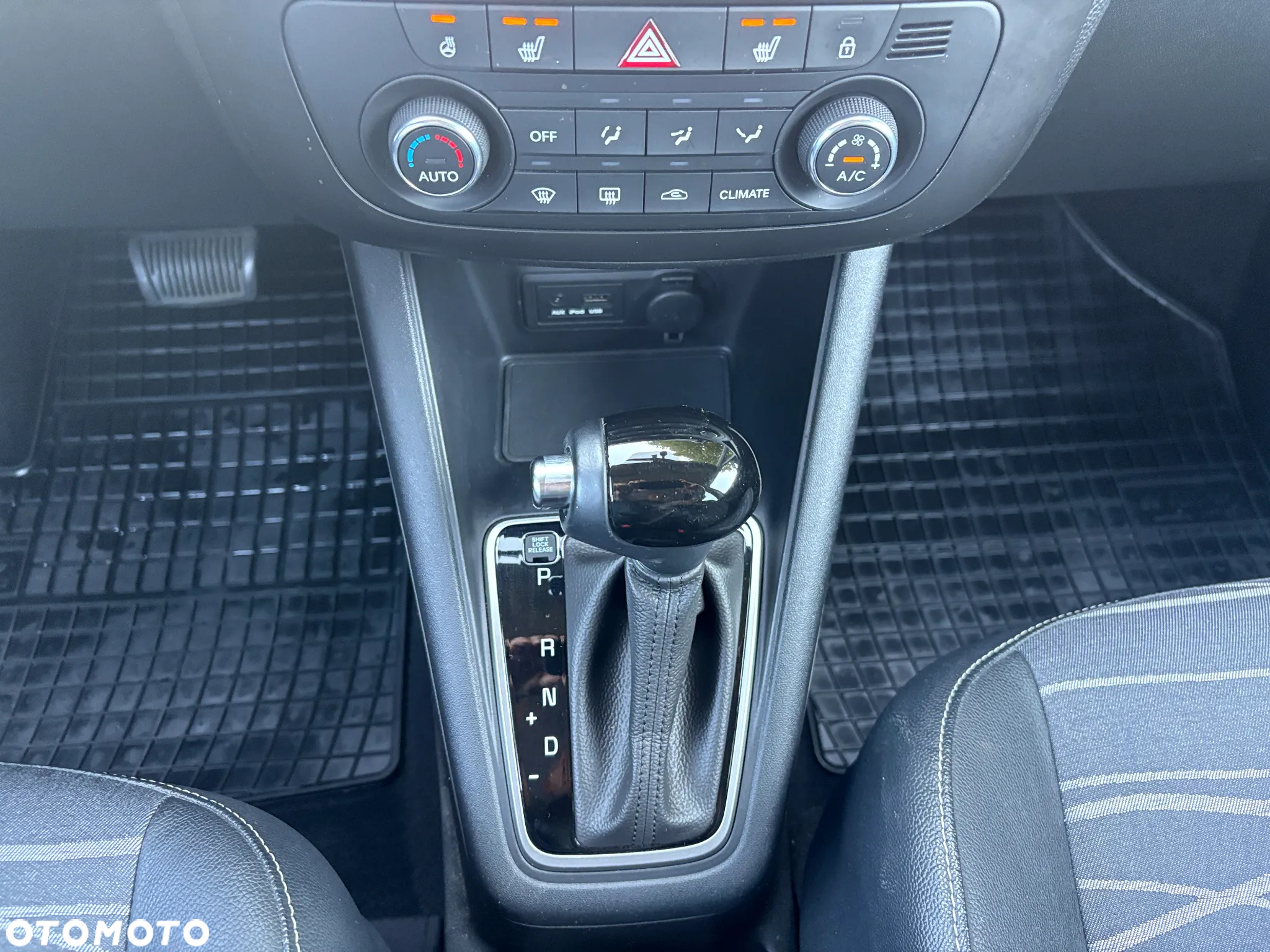 Kia Venga 1.6 Business Line - 20