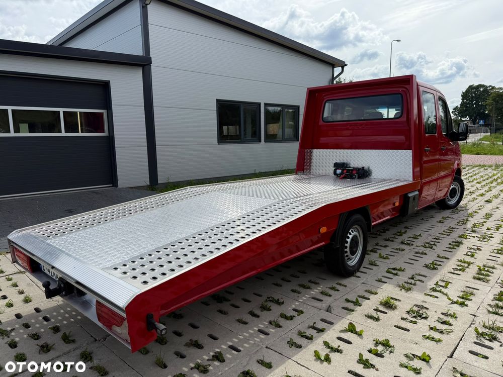 Mercedes-Benz Sprinter - 5