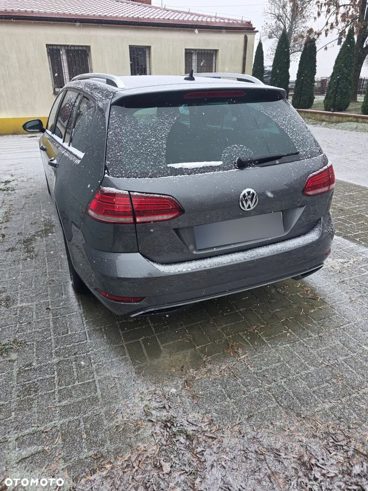 Volkswagen Golf - 5