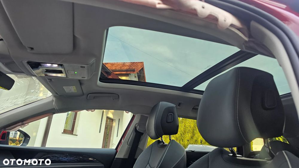 Volkswagen Passat - 24