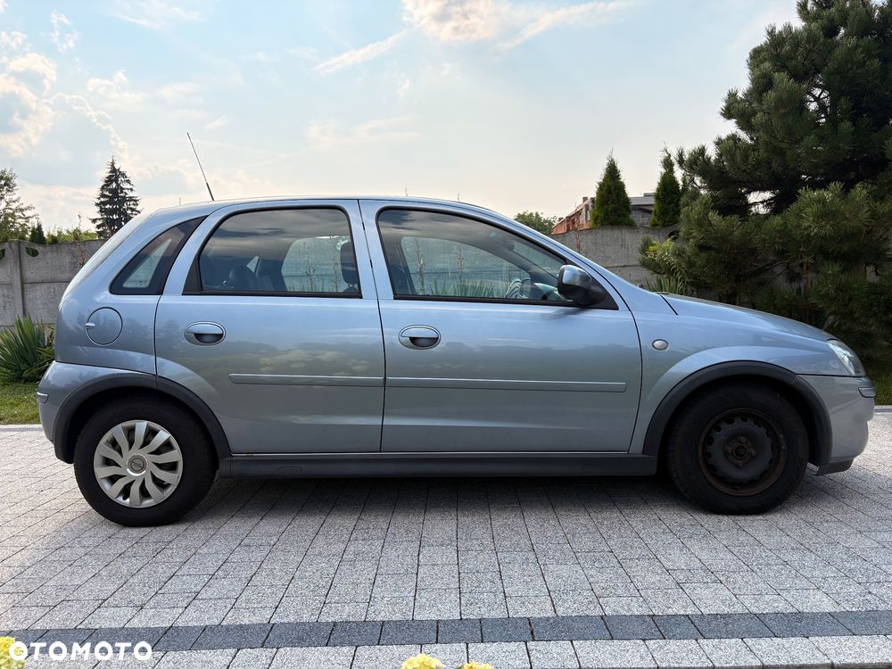 Opel Corsa 1.2 16V Silverline - 4