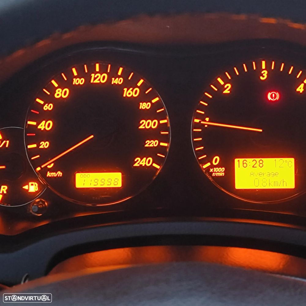 Toyota Avensis SW 2.0 D-4D Sol+GPS - 39