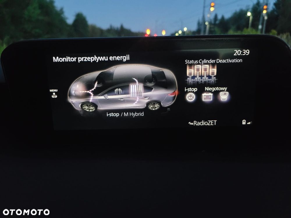 Mazda 3 e-SKYACTIV-G 122 M HYBRID EXCLUSIVE-LINE - 28
