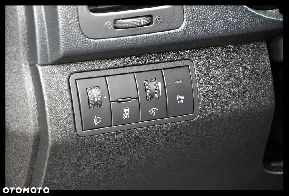 Kia Venga 1.4 CVVT Business Line - 31