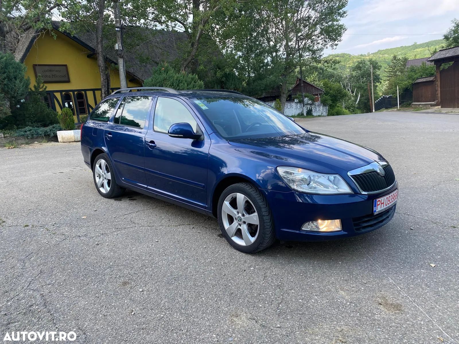 Skoda Octavia Combi 1.8 TSI Ambiente - 1