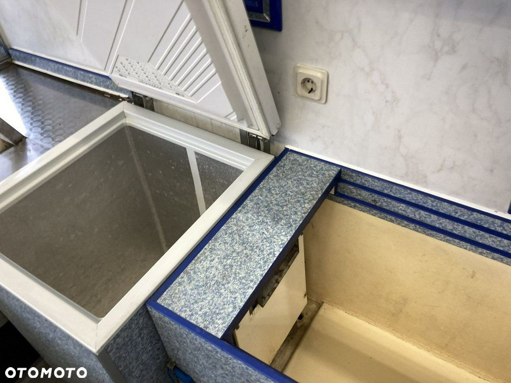 Mercedes-Benz Sprinter - 18