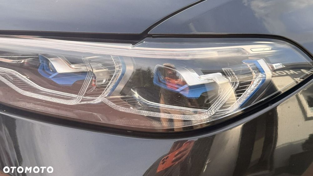 BMW X7 - 9