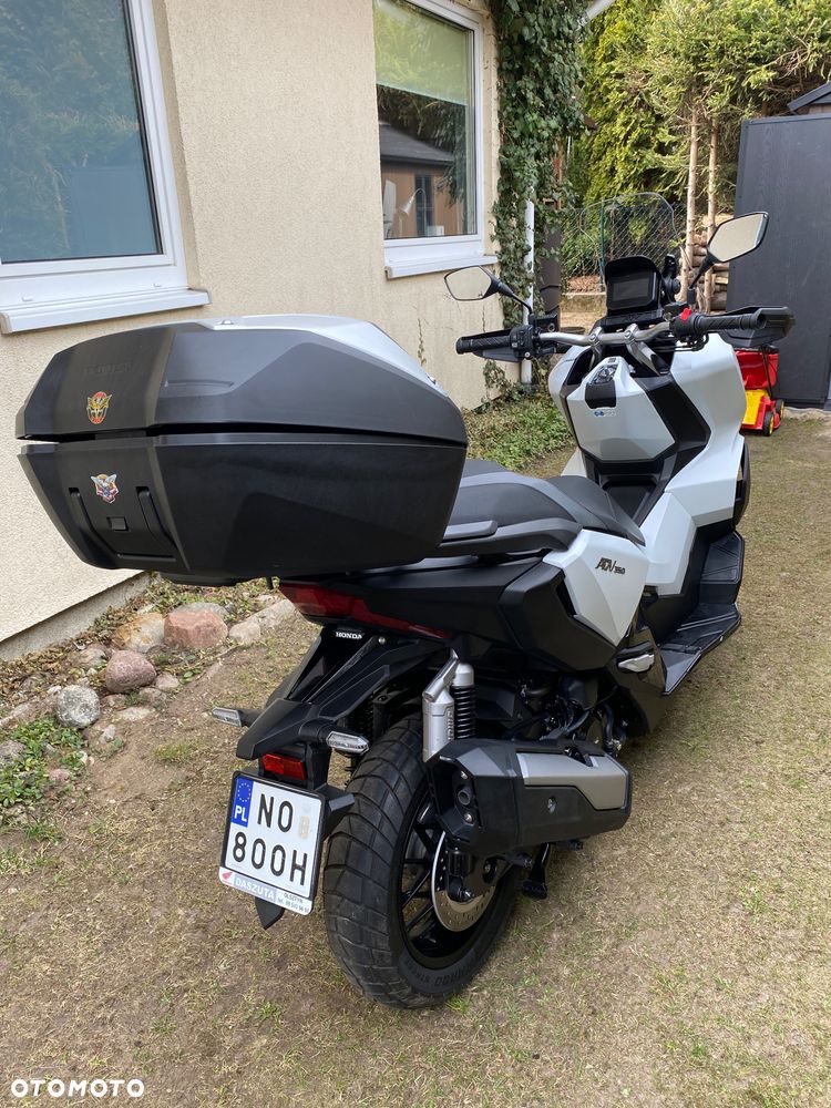 Honda ADV350 - 5