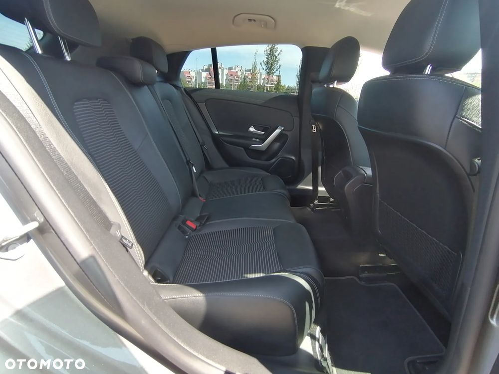 Mercedes-Benz CLA 220 d 8G-DCT - 21