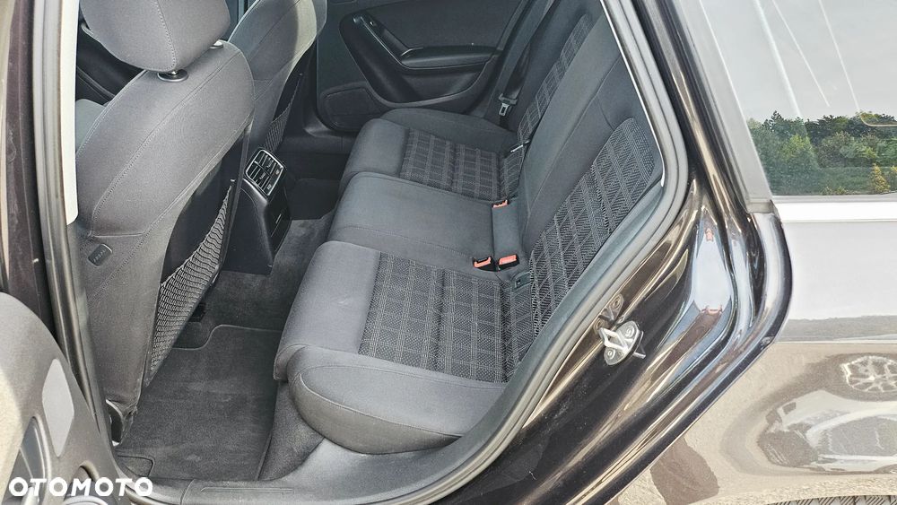Audi A4 Avant 2.0 TDI Quattro - 29