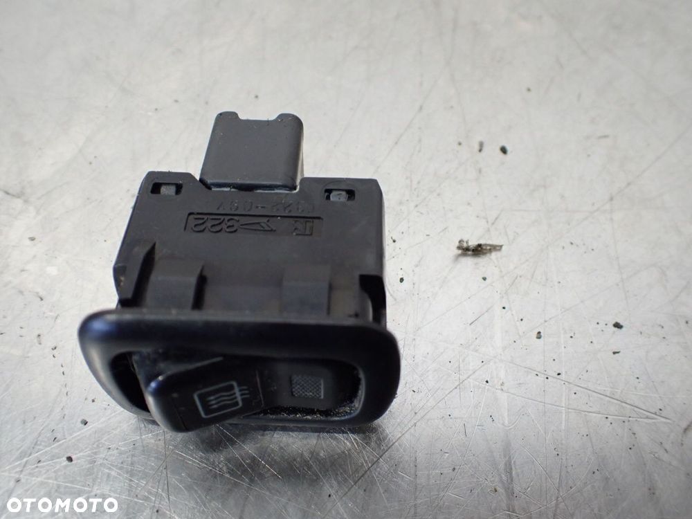 PRZEŁĄCZNIK PODGRZEWANIA SZYBY DAIHATSU TERIOS 1.3 - 3