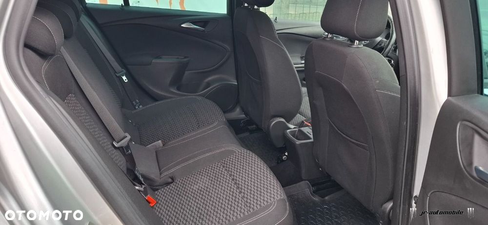 Opel Astra - 10