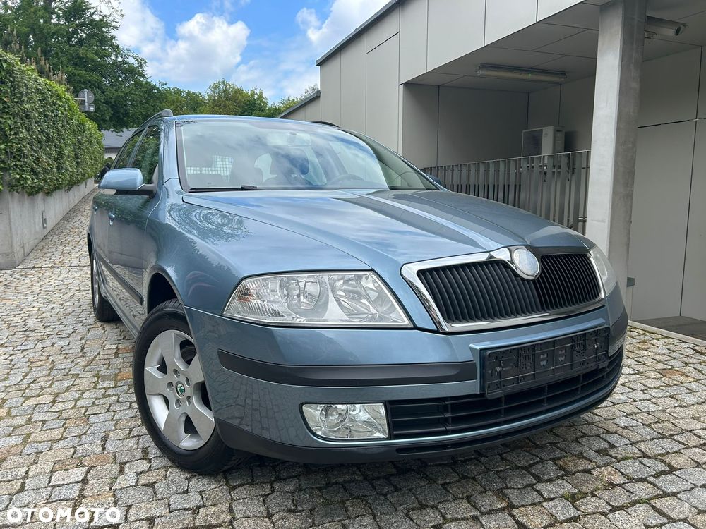 Skoda Octavia 1.6 Combi Classic - 1