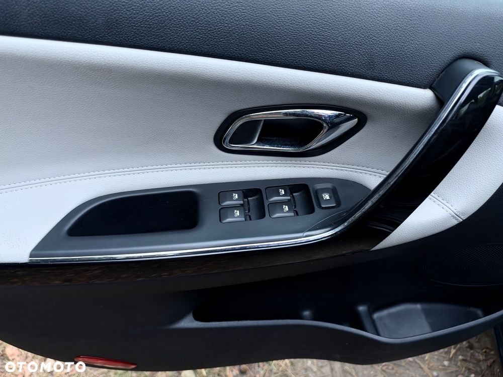 Kia Ceed - 11