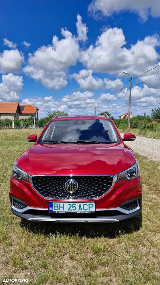MG ZS EV 2021