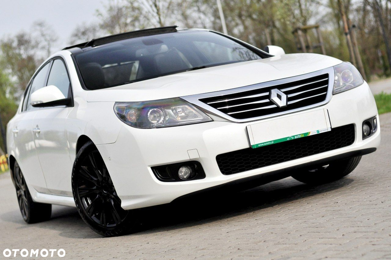 Renault Latitude 2.0 dCi Privilege - 37