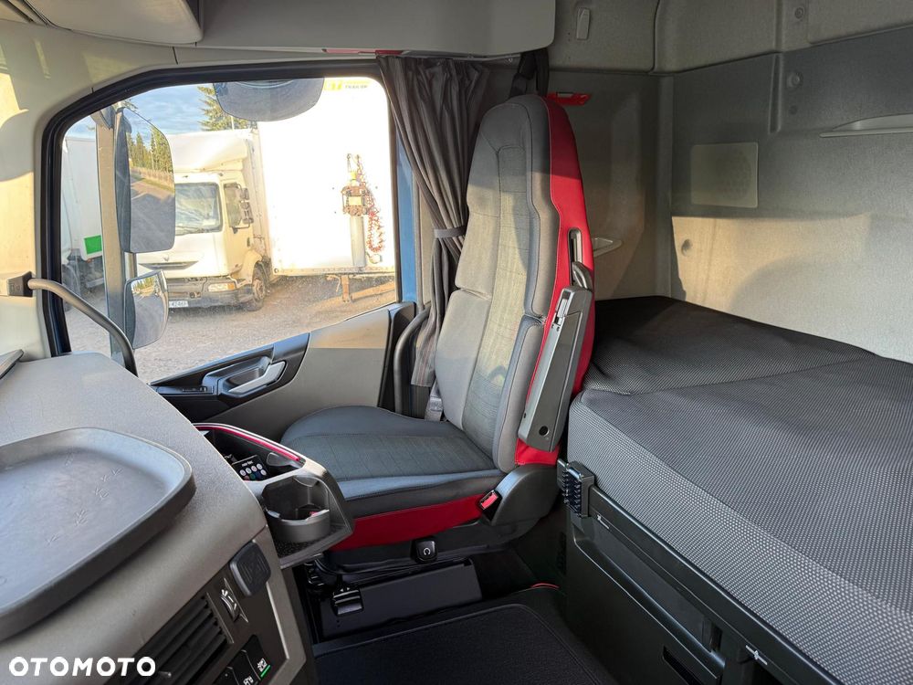 Volvo FH 500 FRANCE - 11
