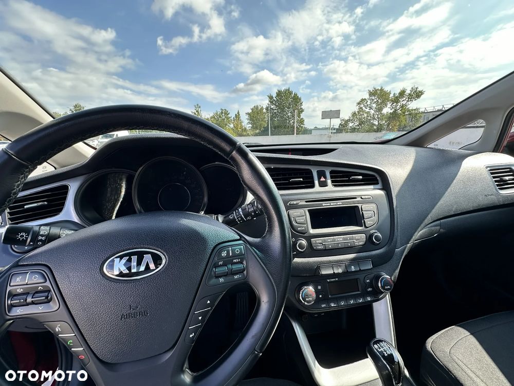 Kia Ceed 1.4 L - 19