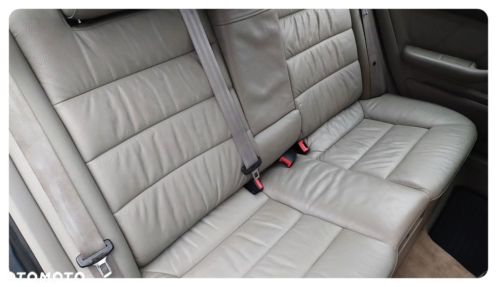 Audi A6 Avant 2.4 Quattro Tiptr - 23