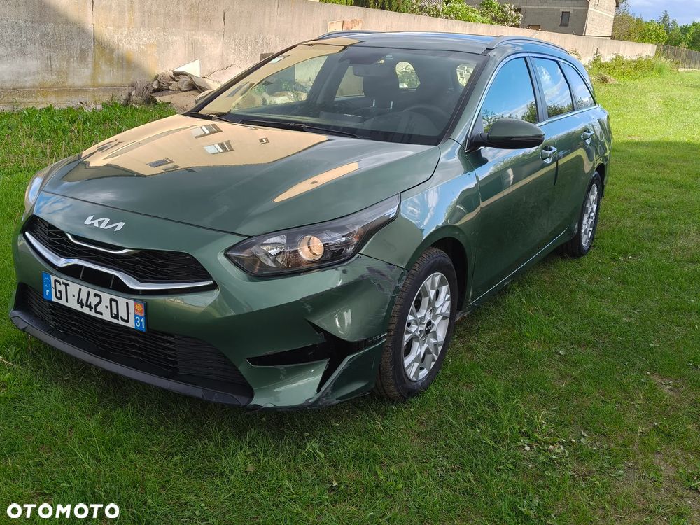 Kia Ceed 1.6 CRDi (48V Mild-Hybrid) Vision - 2