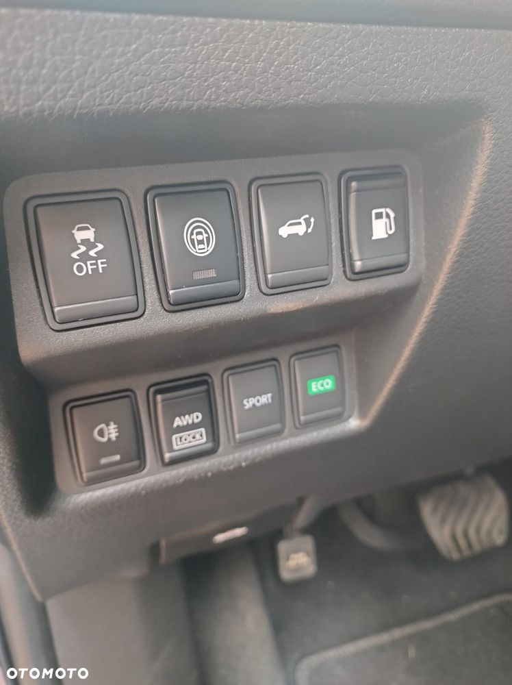 Nissan X-Trail - 16