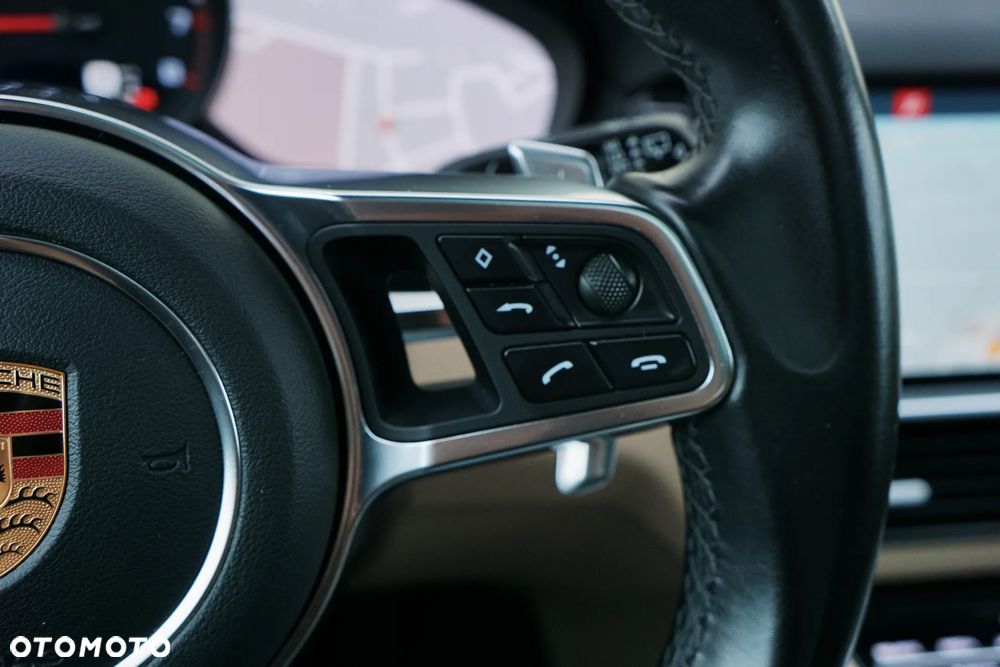Porsche Cayenne Standard - 24