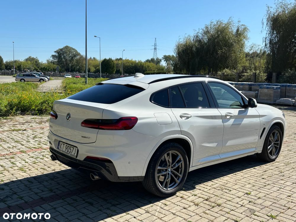 BMW X4 - 10