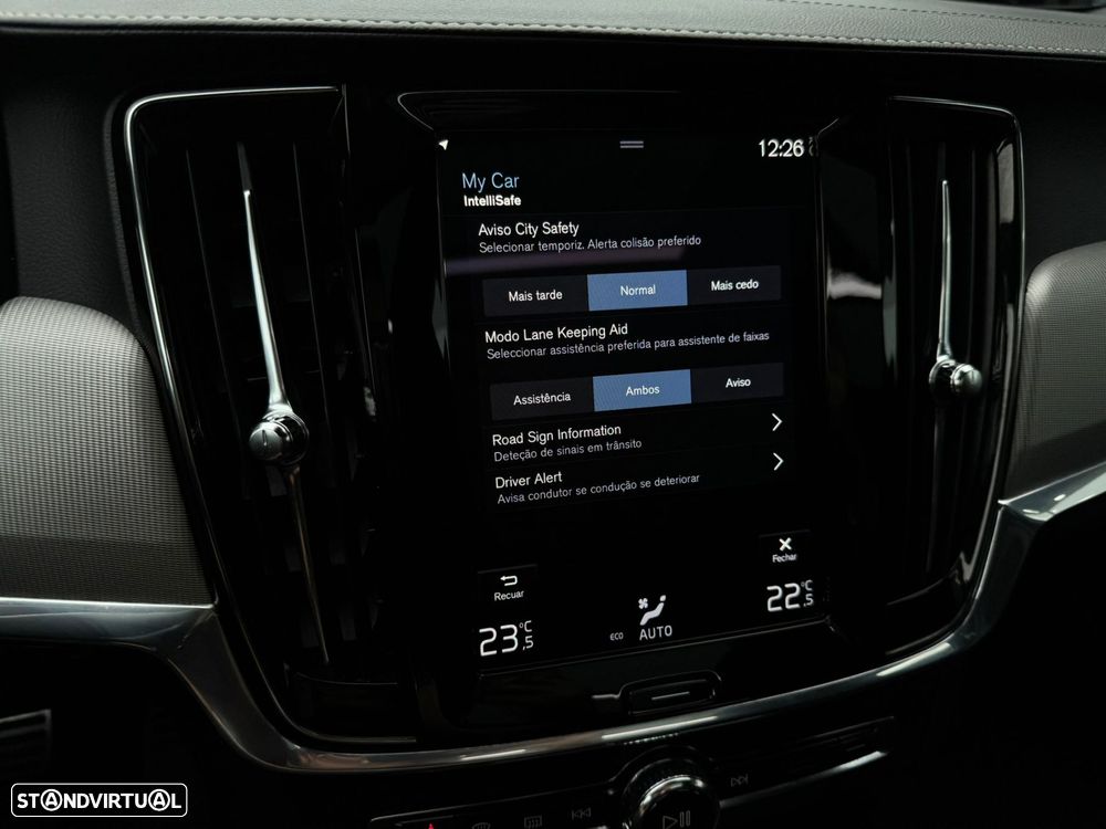 Volvo V90 2.0 T8 PHEV R-Design AWD - 57