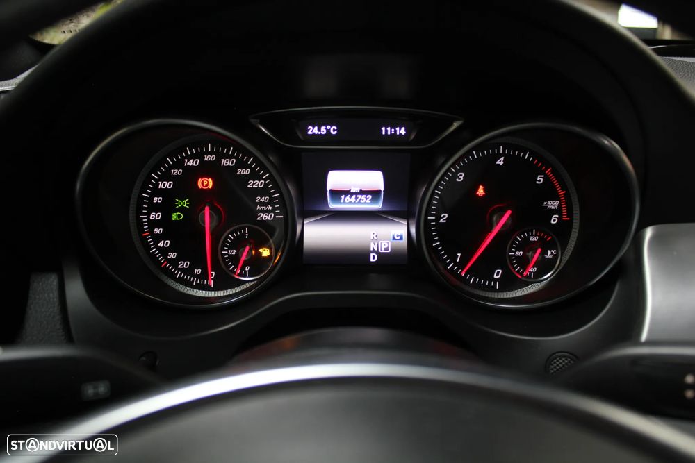 Mercedes-Benz CLA 200 d 7G-DCT AMG Line - 9