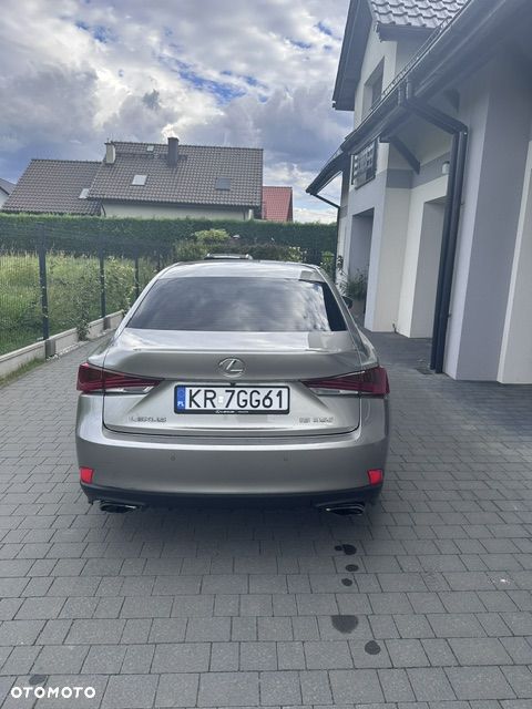Lexus IS 200t / 300 Elegance - 4