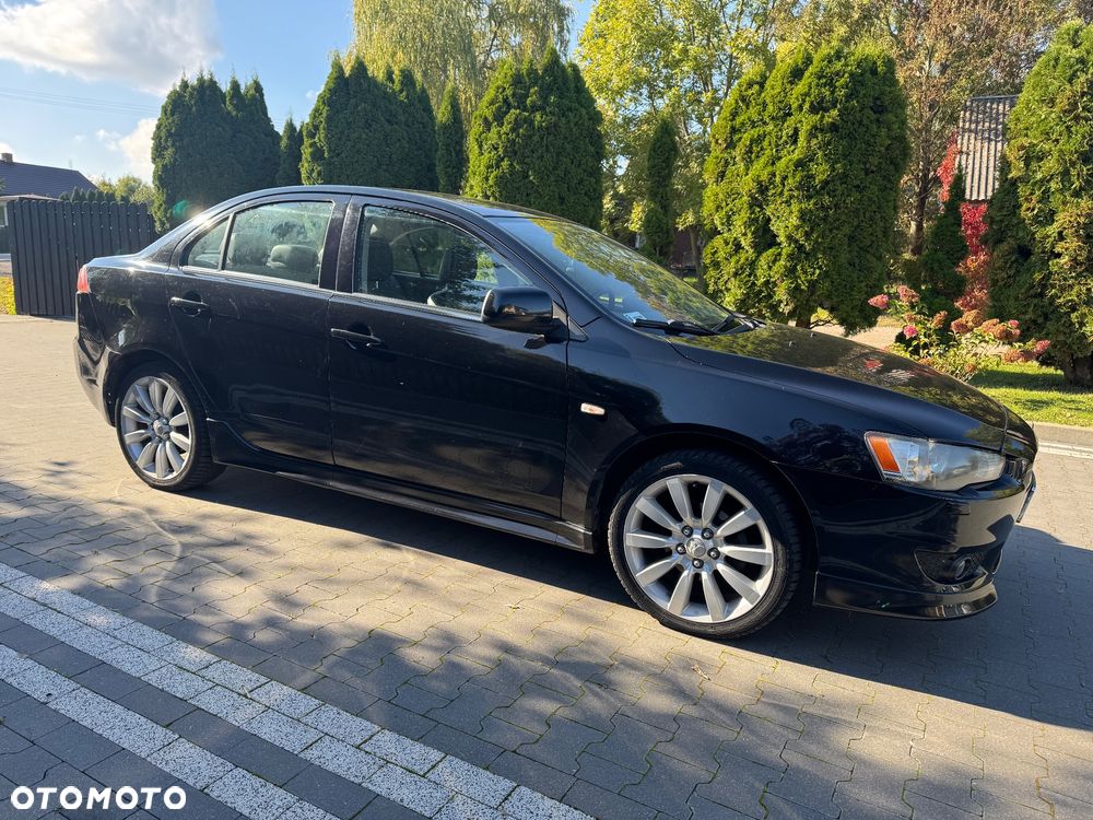 Mitsubishi Lancer 1.8 Instyle NAVI CVT - 2